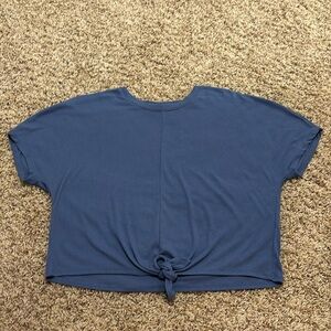 Old Navy cropped front tie tee